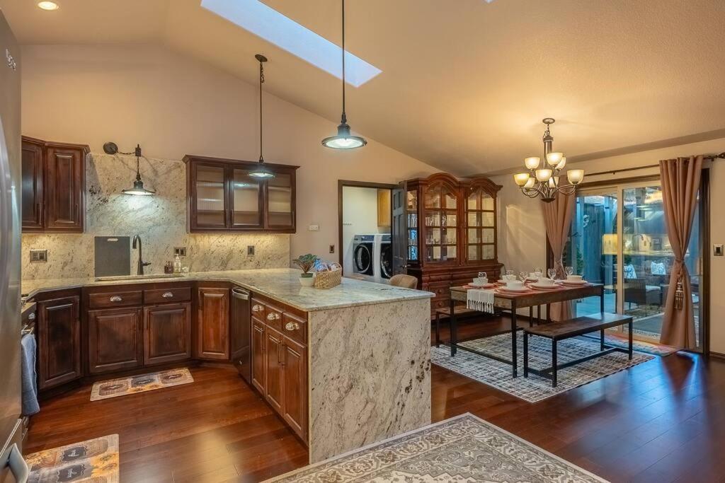 Comfy 4B/2B Home Near Dunes & Ocean! Pet Friendly! Florence Exterior foto